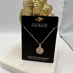 Crystal Avenue‎ 14KT Gold Plated Premium Cubic Zirconia Necklace NEW